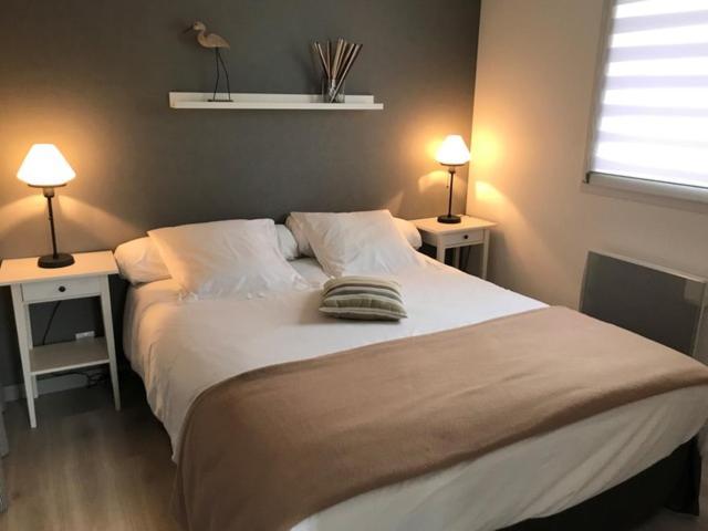 Le Relais De La Hardiesse 6Km Mont St Michel - Chambres Doubles - Suite Spa Privatif Courtils 객실 사진